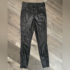 GUESS LEATHER SKINNY PANTS